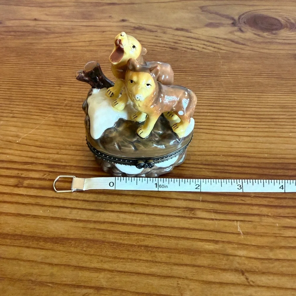 Vintage Ceramic Trinket Box Wolves Howling Forest Hinged Lid Jewelry Organizer‎ - Picture 8 of 8
